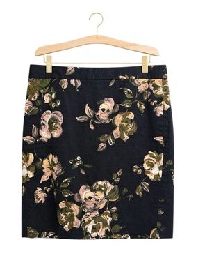 J.Crew Pencil Skirt Floral Print Navy Blue Size 10 Classic Career Professional